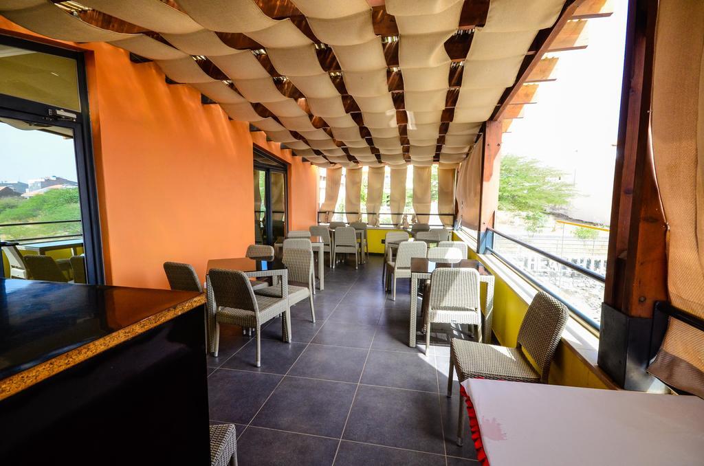 Vivi Hotel Praia Dış mekan fotoğraf